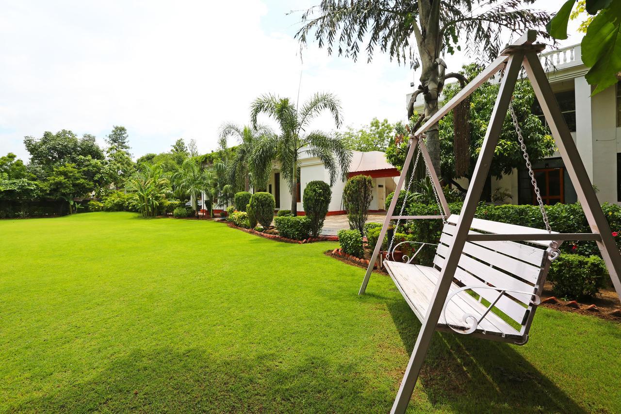 Oyo 6708 Holiday Heaven Resort Jaipur Extérieur photo